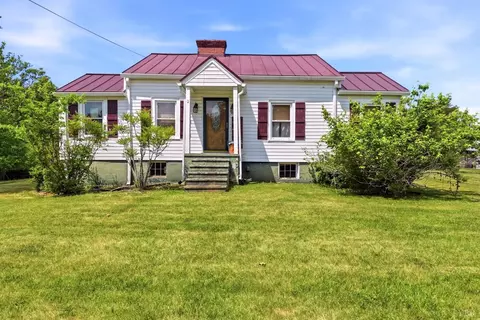 Exterior - 378 S Five Forks Rd, Monroe, VA 24574 photo 2 of 11