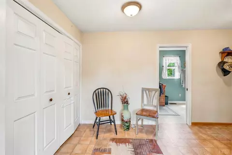 Entry Way - 378 S Five Forks Rd, Monroe, VA 24574 photo 3 of 4