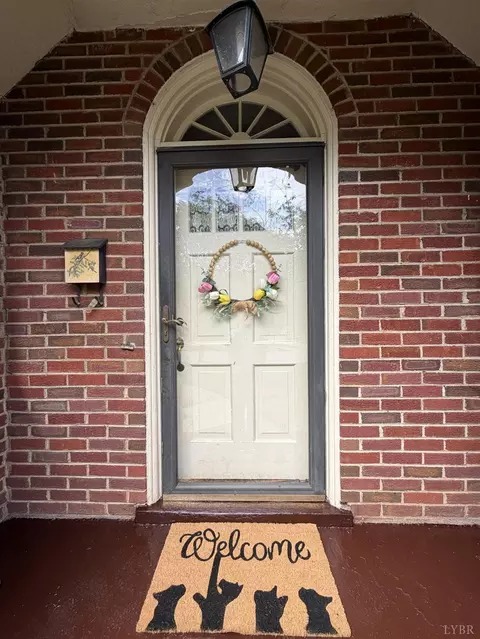 1212 Saint Cloud Ave, Lynchburg, VA 24502