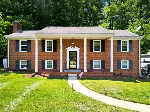 480 Winding Way Rd, Lynchburg, VA 24502