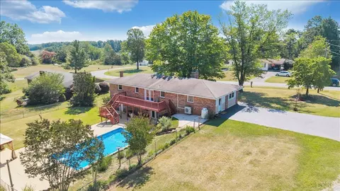 View/Area - 121 Ridgeview Rd, Hurt, VA 24563 photo 1 of 8