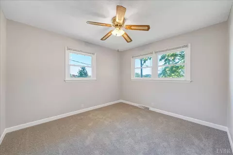 Bedroom - 121 Ridgeview Rd, Hurt, VA 24563 photo 4 of 7