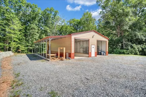 Exterior - 121 Ridgeview Rd, Hurt, VA 24563 photo 12 of 19
