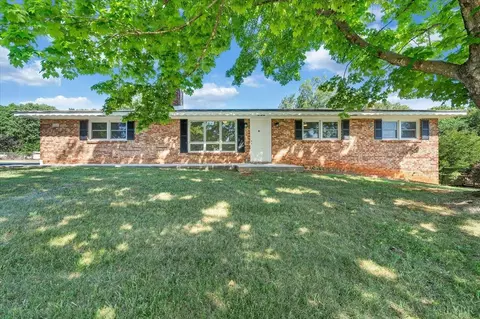 Exterior - 121 Ridgeview Rd, Hurt, VA 24563 photo 3 of 19