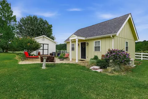 Exterior - 1237 Austin Mill Rd, Evington, VA 24550 photo 8 of 21