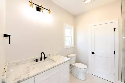 Bath - 213 Big Maple Dr, Forest, VA 24551 photo 6 of 8