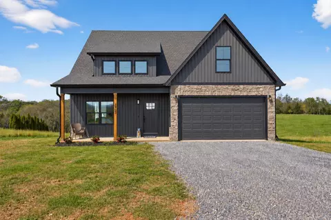 3 Pine Watch Cir, Moneta, VA 24121