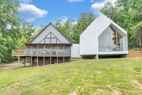 722 Foley Ridge Rd, Stuart, VA 24171 photo 2