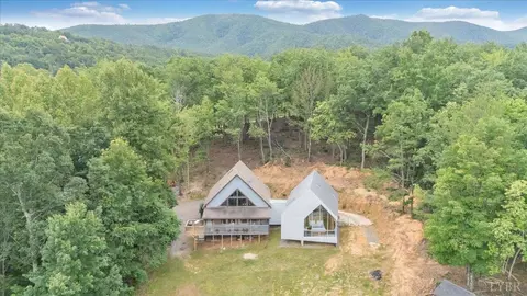 722 Foley Ridge Rd, Stuart, VA 24171 photo 1