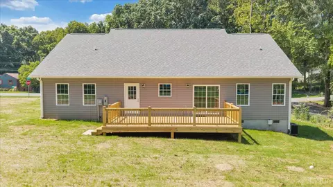 Exterior - 222 Graves Dr, Forest, VA 24551 photo 18 of 19