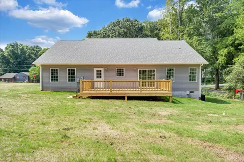 Exterior - 222 Graves Dr, Forest, VA 24551 photo 6 of 19