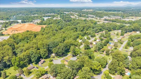 View/Area - 222 Graves Dr, Forest, VA 24551 photo 5 of 6