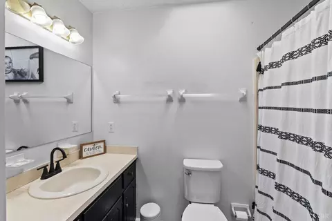 Bath - 3237 Dearborn Rd, Evington, VA 24550 photo 1 of 2