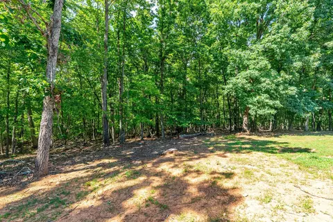 Exterior - 3237 Dearborn Rd, Evington, VA 24550 photo 14 of 16