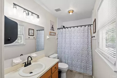 Bath - 3237 Dearborn Rd, Evington, VA 24550 photo 2 of 2