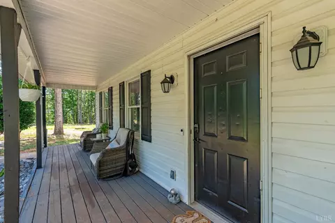 Exterior - 3237 Dearborn Rd, Evington, VA 24550 photo 16 of 16