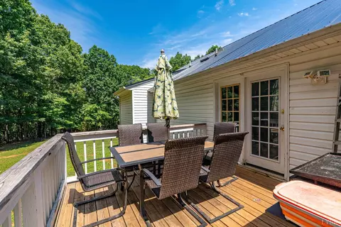 Exterior - 3237 Dearborn Rd, Evington, VA 24550 photo 12 of 16