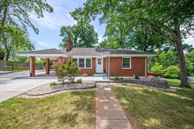 1001 Moreview Dr, Lynchburg, VA 24502