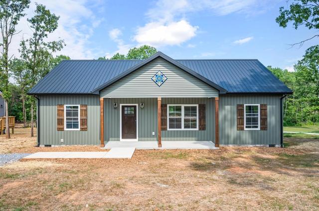 109 Greenhouse, Rustburg, VA 24588