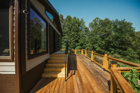 Exterior - 1019 Wagon Trail Rd, Monroe, VA 24574 photo 9 of 36
