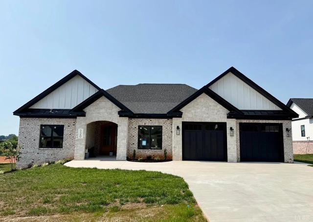 31 Crest Ridge Ct, Rustburg, VA 24588