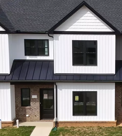 126 Luke Ct, Rustburg, VA 24588