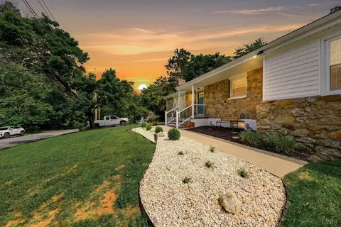 442 Homewood Dr, Lynchburg, VA 24502