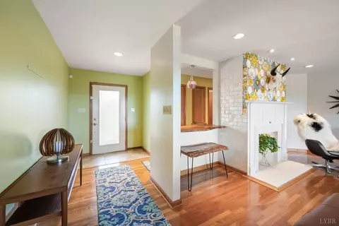 Entry Way - 102 Cold Branch Rd, Forest, VA 24551 photo 2 of 4