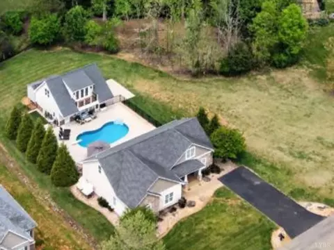 1079 Wills Way, Forest, VA 24551
