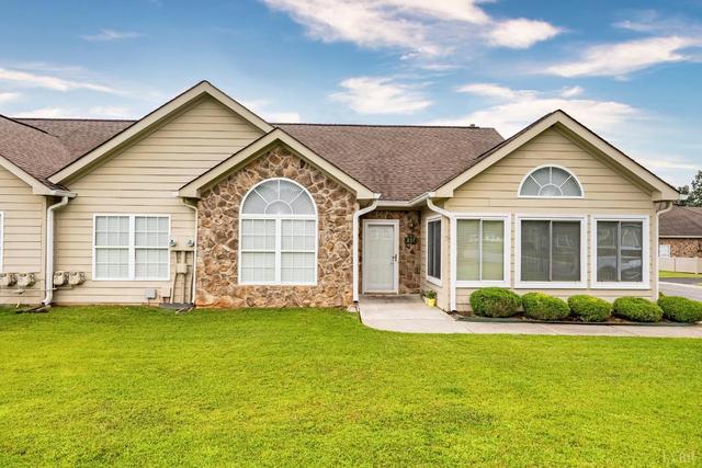 237 Salisbury Cir, Lynchburg, VA 24502