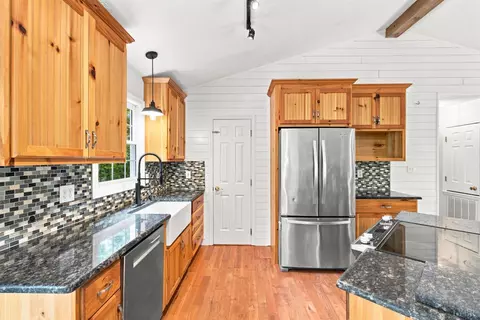 Kitchen - 137 Deer Path, Rustburg, VA 24588 photo 2 of 6