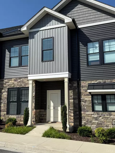 41 High St, Lynchburg, VA 24502