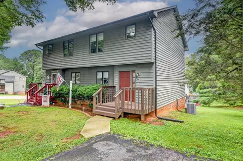 1314 Wood Rd, Lynchburg, VA 24502