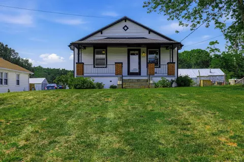 588 Old Wright Shop Rd, Madison Heights, VA 24572