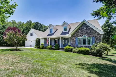 1117 Elkwood Ter N, Forest, VA 24551