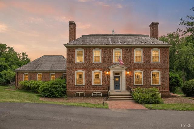 4405 Williams Rd, Lynchburg, VA 24503
