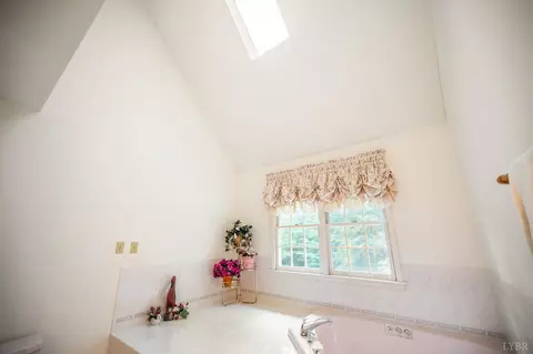 440 Splitrail Rd, Rustburg, VA 24588 photo 17
