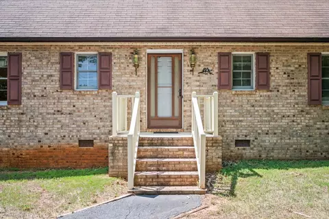 440 Splitrail Rd, Rustburg, VA 24588 photo 2
