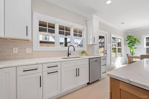 Kitchen - 56 S Westyn Loop, Forest, VA 24551 photo 3 of 5