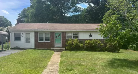 162 Woodland Dr, Madison Heights, VA 24572