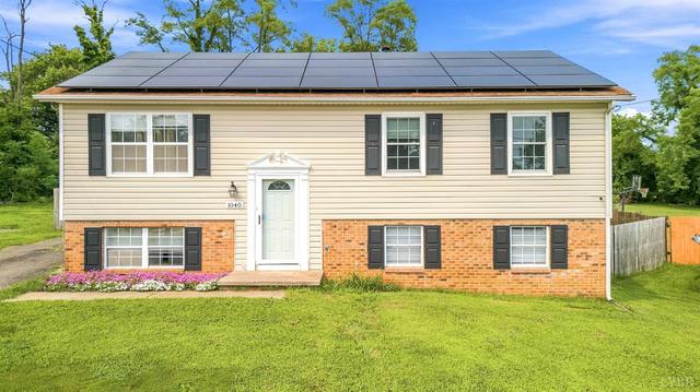 1040 Long Meadows Dr, Lynchburg, VA 24502