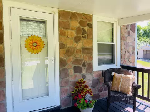Exterior - 2009 Level Run Rd, Hurt, VA 24563 photo 4 of 8