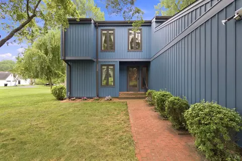 Exterior - 607 Wellington Dr, Forest, VA 24551 photo 9 of 21