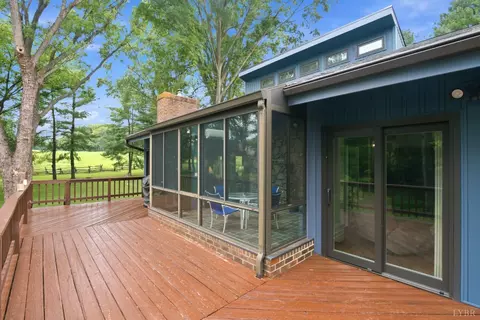 Exterior - 607 Wellington Dr, Forest, VA 24551 photo 20 of 21