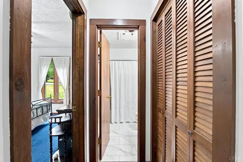 Entry Way - 607 Wellington Dr, Forest, VA 24551 photo 5 of 9