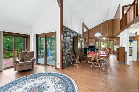 Dining - 607 Wellington Dr, Forest, VA 24551 photo 3 of 6