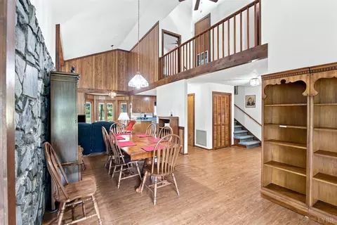 Dining - 607 Wellington Dr, Forest, VA 24551 photo 4 of 6