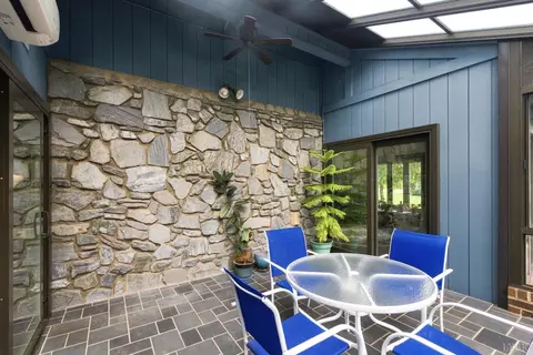 Exterior - 607 Wellington Dr, Forest, VA 24551 photo 5 of 21