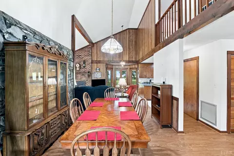 Dining - 607 Wellington Dr, Forest, VA 24551 photo 5 of 6
