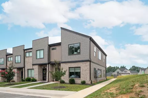 25 Zentry Pl, Lynchburg, VA 24502